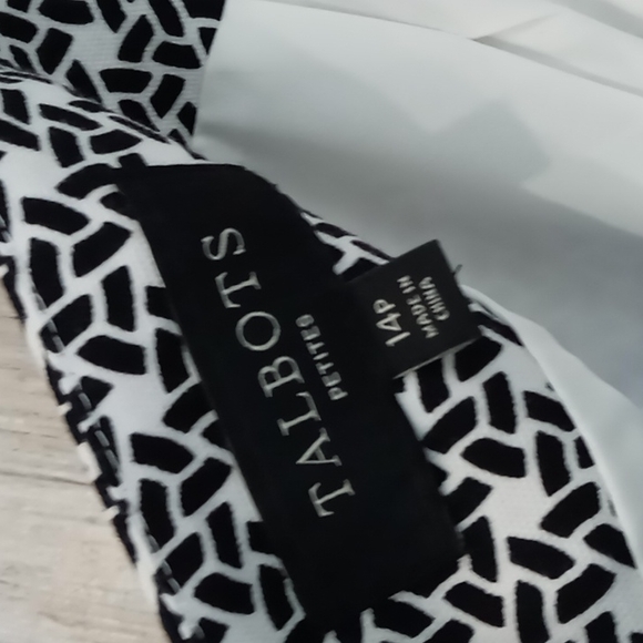 COPY - Talbots petites black and white scallop skirts size 14p - Picture 8 of 10